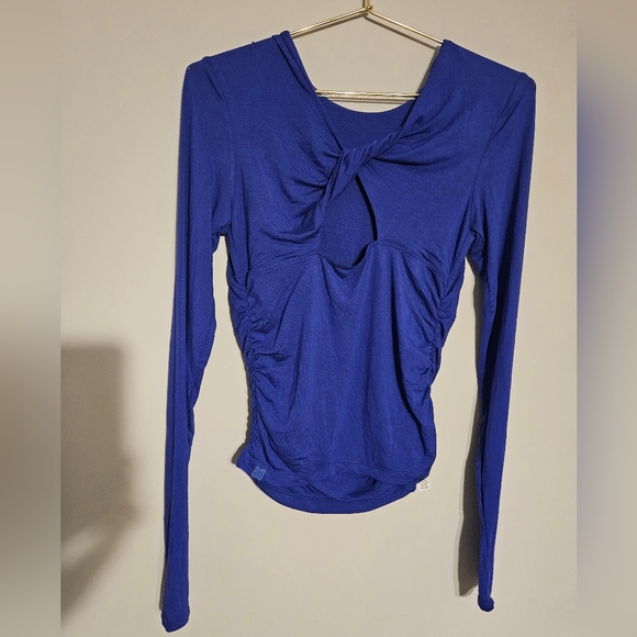 Blogilates Top - Picture 3 of 6